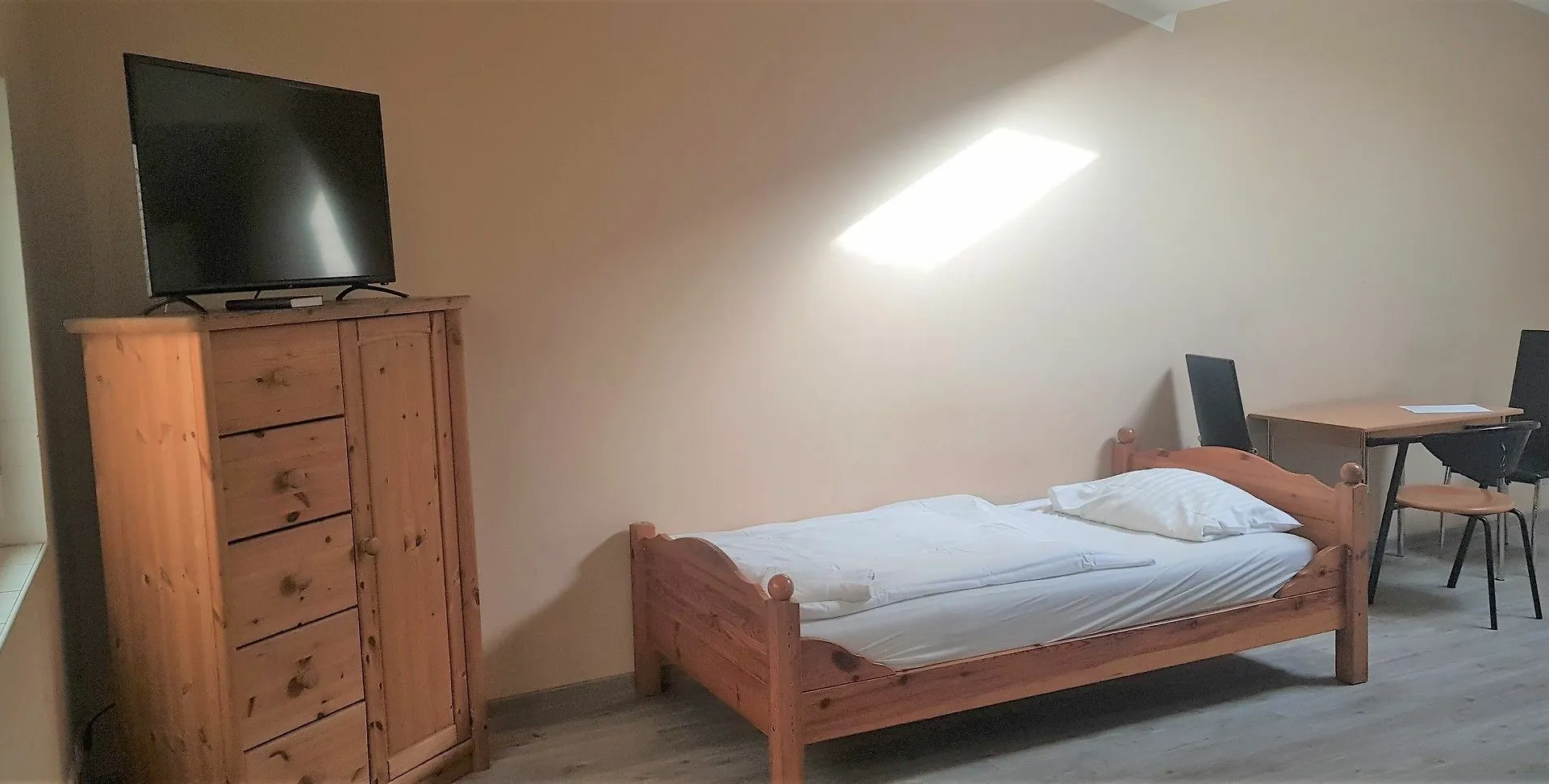 Hotel Miamarmaxipartments - Merkenicher Strasse Colonia